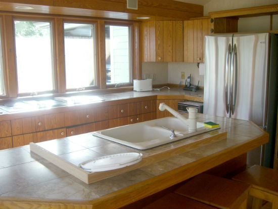 A view of the kitchen prior to renovation. Source: TMS Architects